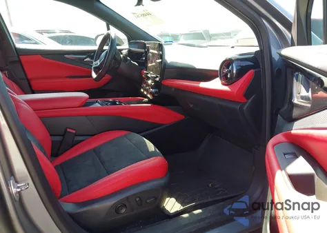 2024 Chevrolet Blazer Ev Eawd Rs z USA, uszkodzony, nr VIN 3GNKDCRJ5RS224680